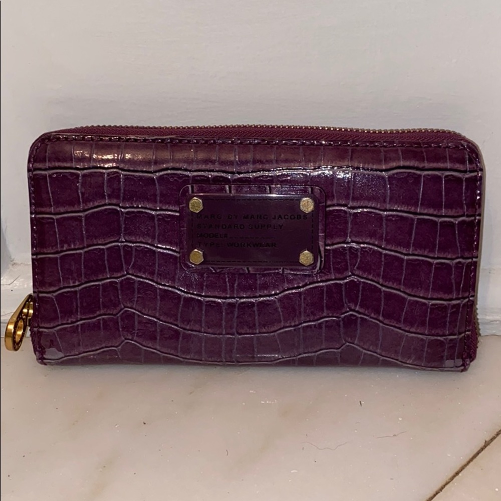 Marc by Marc jacobs purple crocodile zip wallet
